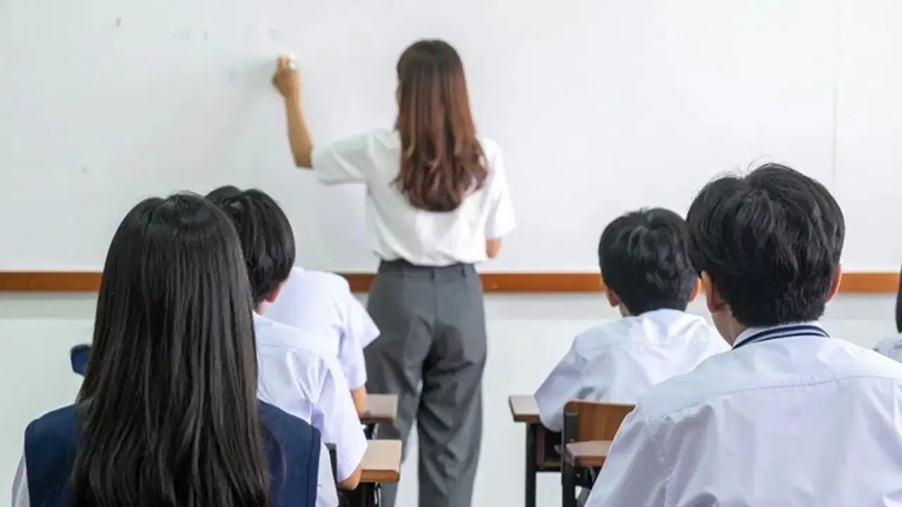 Sözleşmeli öğretmenlik yapan eşlerin yer değiştirme başvuruları 12 Ağustos’ta başlayacak